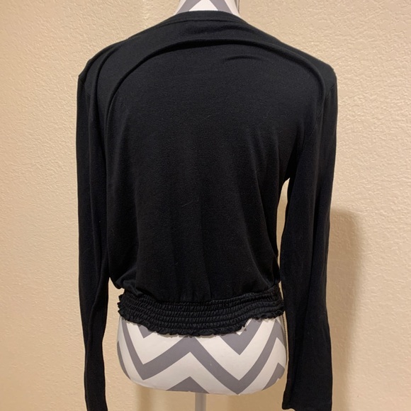 Black long sleeve top with synched waist size extra large - Picture 2 of 4